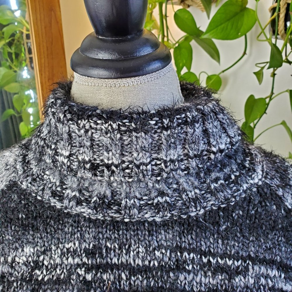 BABATON | Aritzia Black White Grey Titus Alpaca Wool Turtleneck Sweater (M) - Picture 6 of 12